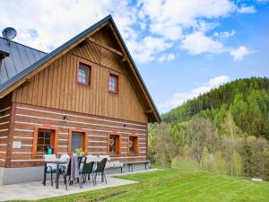 Holiday Home in aclé by Family Ski Park