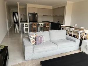 Stay in Tarneit West Melbourne - Tarneit