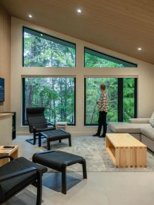 Calmwater Retreat New 2 br Hot Tub