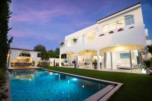 Nai Harn Beach 4 bedroom Pool Villa, Rawai, Phuket