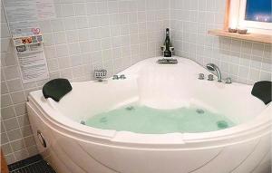 Holiday Home Kaninstien Væggerløse Vi