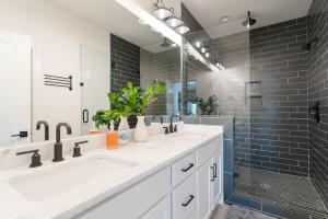 Modern Music City Terrace Getaway