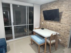 Apartamento En Ricaurte Club House Peñalisa