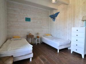 Maisons de vacances Charmante Maison 8 pers. a 500m de la plage avec Jardin & BBQ - FR-1-813-16 : photos des chambres