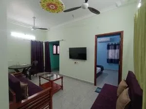SK villa Homestay - Valudāvūr