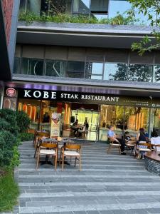 Luxury apartment with River view Landmark2 Ecopark