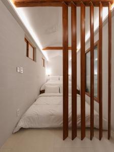 Bukchon Hanok - Yul Jae The access code is sent by message