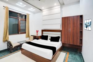 Super Townhouse Selaqui Chakrata Road