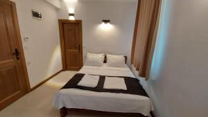 Seron Mountain House