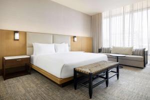 Hotel Santiago, Curio Collection By Hilton
