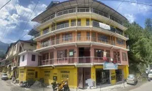 Paramount Homestay - Brāhmaur