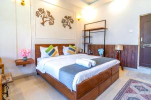 Humming Bird By Aaryam