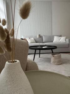 ApartNaest Radeberg - vollausgestattete 1 - bis 4-Zimmer Apartments l 24h Zugang per Code l Check-in Anleitung über Posteingang l Parkplatz auf Anfrage l Frühstück optional