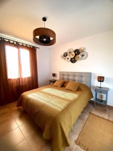 Maisons de vacances Les Lauriers Blancs air-conditioned villa with swimming pool : photos des chambres