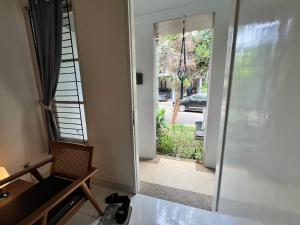 Pendopo Van Gogh Den Erwin - Legenda Wisata