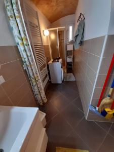 Canali Sud, Central, Fiber, Free Parking & Fire TV