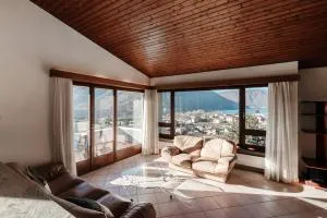 Miralago by Quokka 360 - flat in the gulf of Melano - Roncapiano