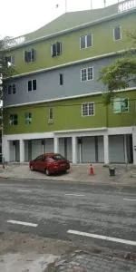 Sri Trisha Hostel - Banting