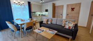 Apartament przy stoku pod lasem i z tarasem - Powrócisz Tu Hillside