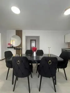 Relax Suite Apartment - 上维谢乌