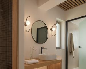 Marae Villa - Beachside Living by etouri