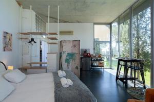 Loft surrounded by nature next to Seville with swimming pool and parking