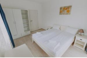 Apartamente 9 Mihaela