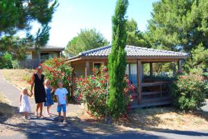 Villages vacances Lagrange Grand Bleu Vacances – Residence Les Pescalunes : photos des chambres