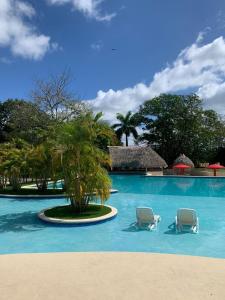 Private Resort Suite, Hotel Amenities & Golf