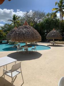 Private Resort Suite, Hotel Amenities & Golf