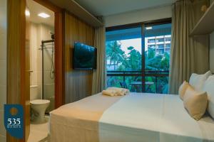 Estadia em Condomínio perto do Shopping da Bahia