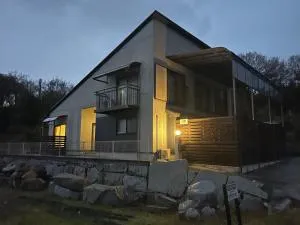 駐車場あり男女混合ドミトリールーム出会いがある自然豊かな宿地域最安値無人チェックイン - Uro