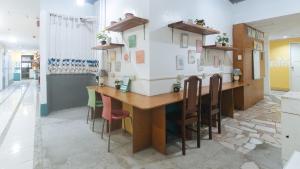 RedDoorz at Crowne One Condo