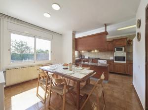 Villa Julia 14pax 5 sea & train