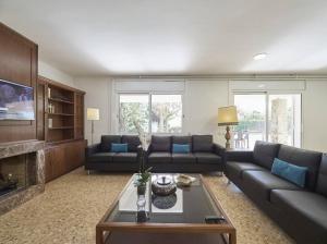 Villa Julia | 14pax. 5 sea & train