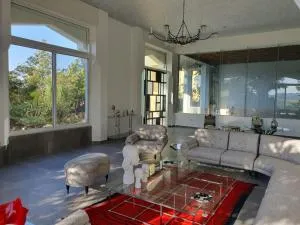 One-of-Kind home - city & nature - El Buneiyat Shamaliah