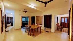 Ambady Plantation Residency