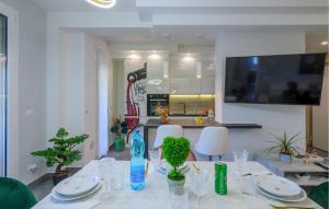 Cozy Apartment In Tortoreto Lido