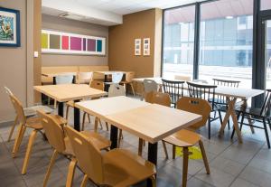 Hotels B&B HOTEL Castres Centre Gambetta : photos des chambres