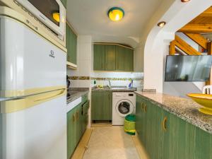 Skol 408A 2 Bedrooms Duplex with Sea Views