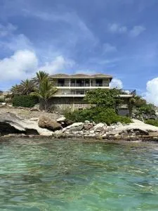 The Seahouse Antigua SEAFRONT - Bats Cave