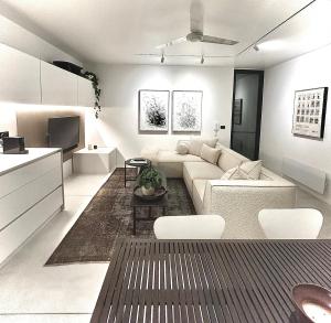 Parkhurst Luxury Design Cottage