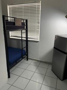 Beds & Sheets little Havana