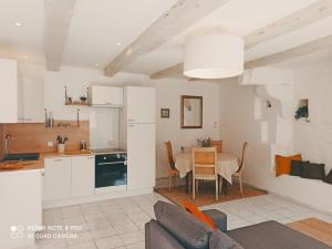 Maisons de vacances Maison de pays simple et chaleureuse : photos des chambres