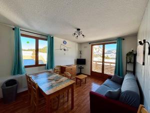 Appartements 4 Pieces pour 8 pers avec balcon et casier a skis a Superdevoluy - FR-1-504-438 : photos des chambres