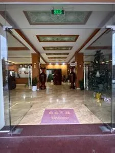 Khách sạn Vĩnh Lộc - Phan Kơng Su