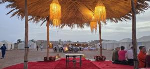 Touaregs Camp Erg Lihoudi