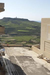 3 Bedroom Farmhouse with Private Pool