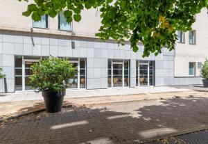 Hotels B&B HOTEL Lyon Caluire Cite Internationale : photos des chambres