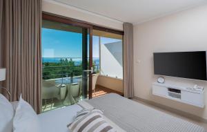 Gorgeous Apartment In Podstrana